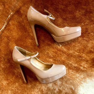 Chinese Laundry Nude Heels Size 9 1/2